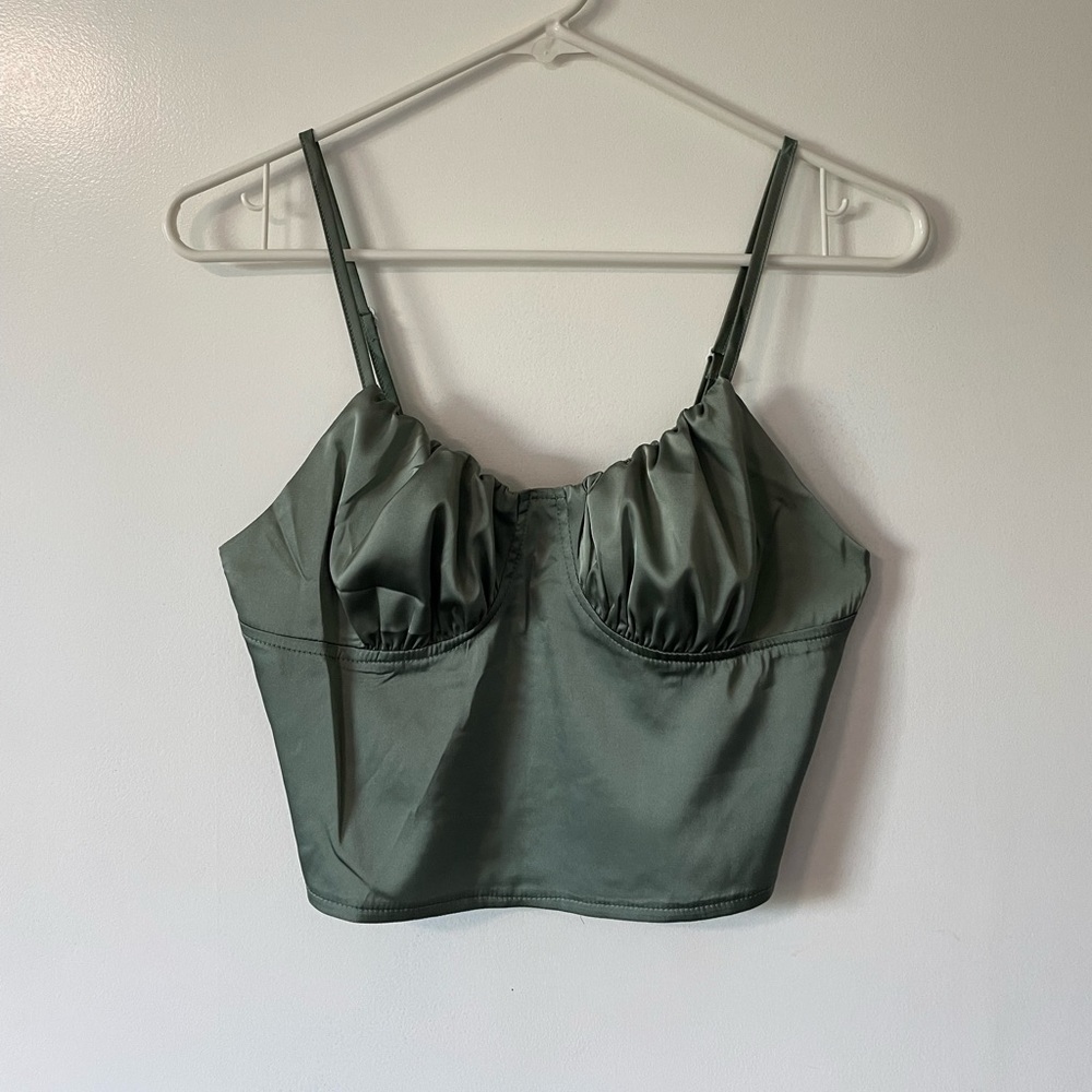 shein, size M, silk feeling material, zip up
